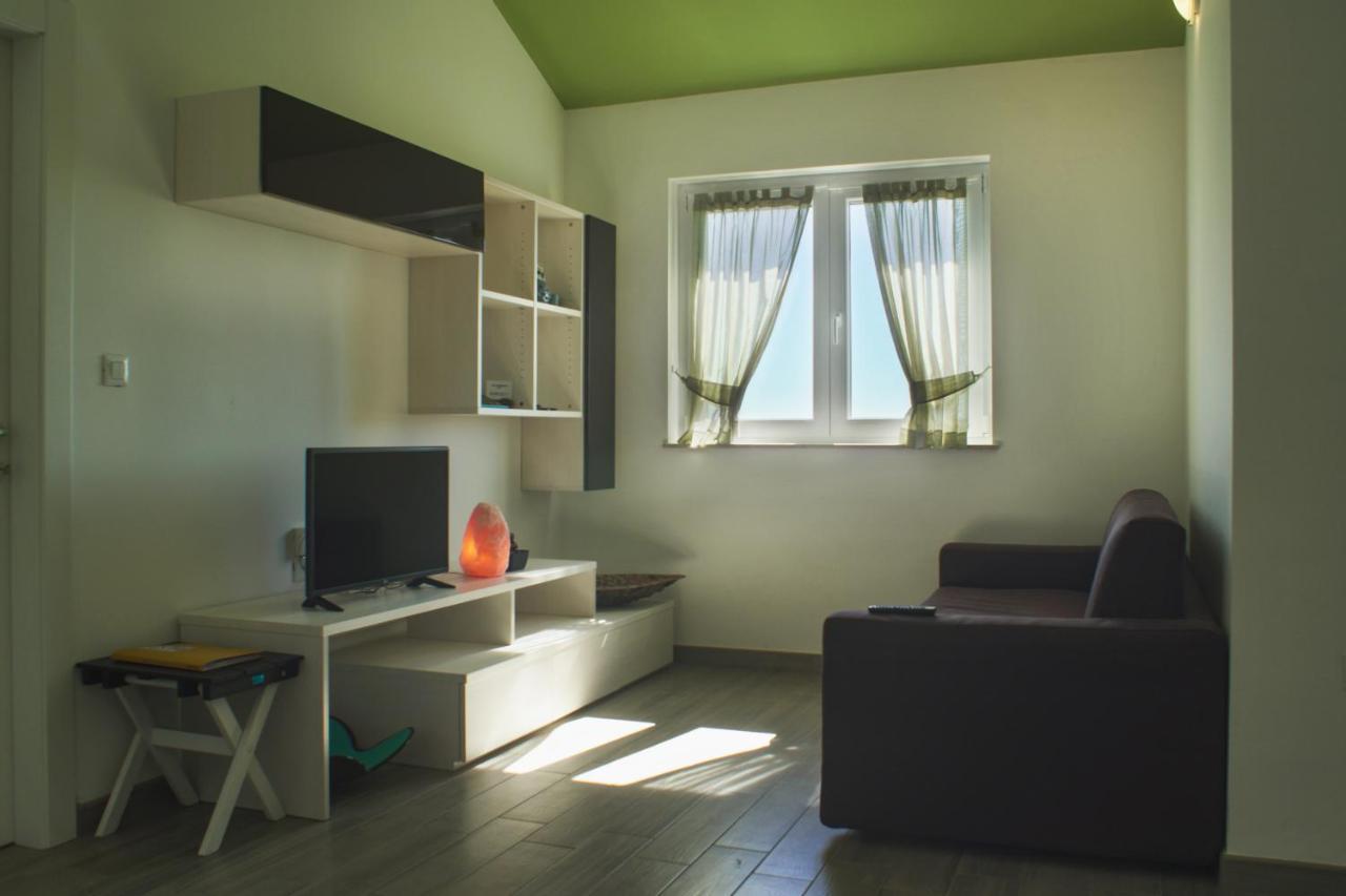 Wabi Sabi Resort & Apartments Brzac エクステリア 写真